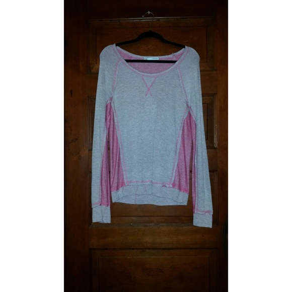 MAURICE'S LIGHT LONG SLEEVE TOP