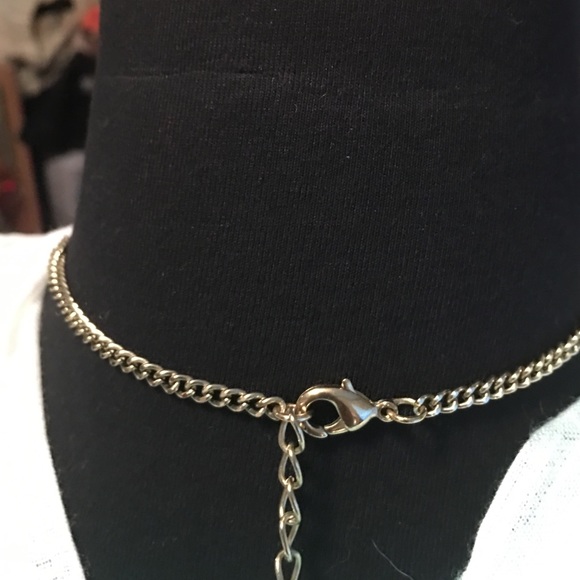 Keep the cool water running necklace! - Picture 4 of 4