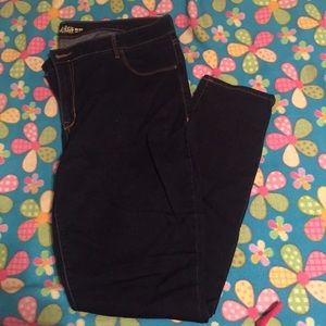 ❌SOLD❌Old Navy rockstar jeans