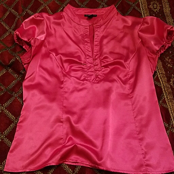 Fuschia satin top