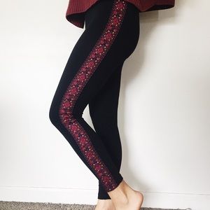 BUNDLED WITH OU TIGHTS