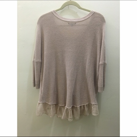 AMERICAN EAGLE BLUSH RUFFLE SWEATER - S - Picture 2 of 3