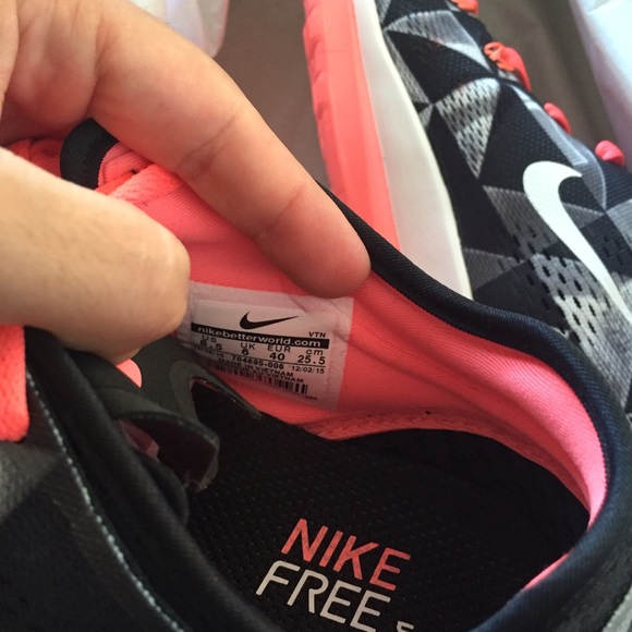 Nike women's lava flow shoes Sz 8.5 new - Picture 3 of 4