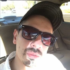 Meet your Posher, Jhon