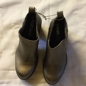 Sam&Libby leather metallic booties
