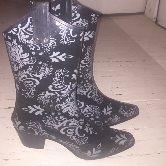 Cowgirl style Rain Boots