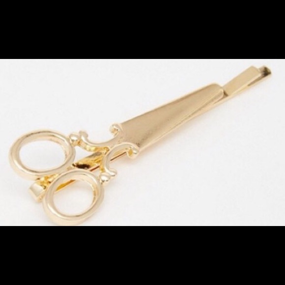 🚫SOLD🚫 Gold Hairpins ✂️ Both for &12! - Picture 2 of 4