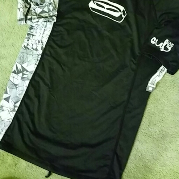 Gul Mens Top Size Med - Picture 4 of 4