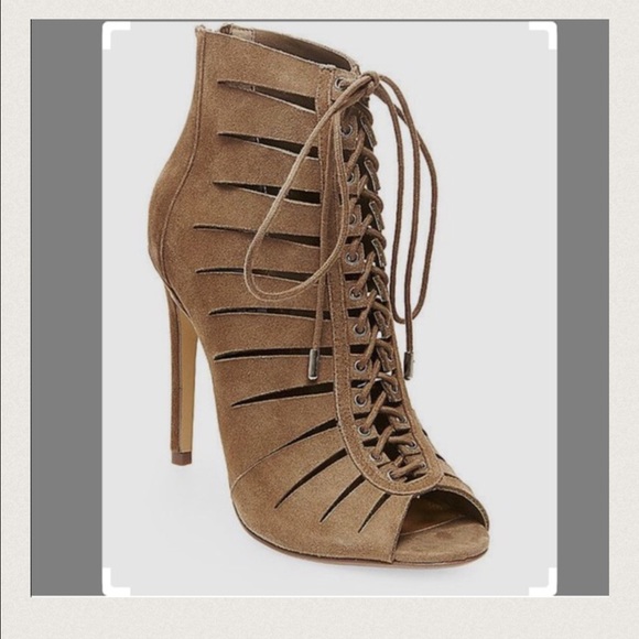 💎New Steve Madden Booties💎in "Sand" - Picture 7 of 8