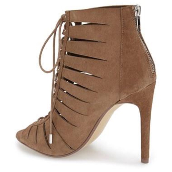 💎New Steve Madden Booties💎in "Sand" - Picture 8 of 8