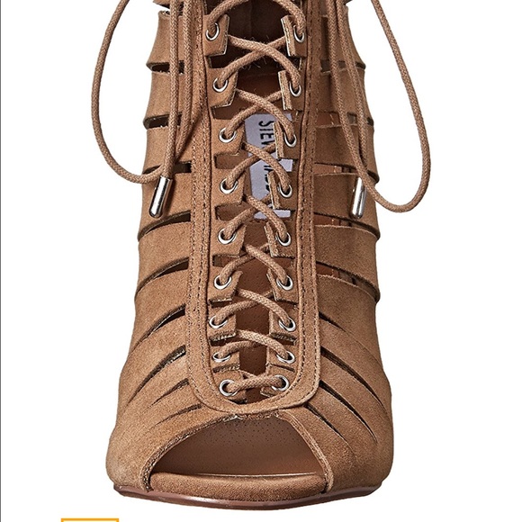 💎New Steve Madden Booties💎in "Sand" - Picture 3 of 8