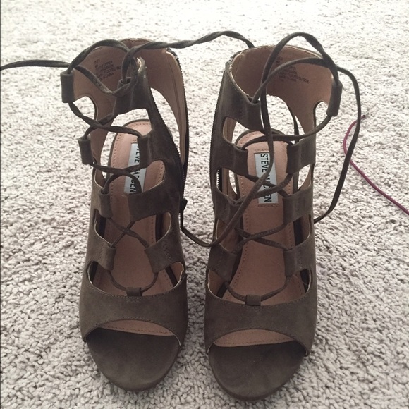 Steve Madden heels