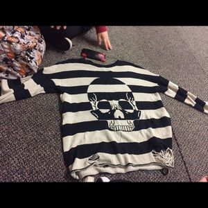 Iron Fist skull sweater