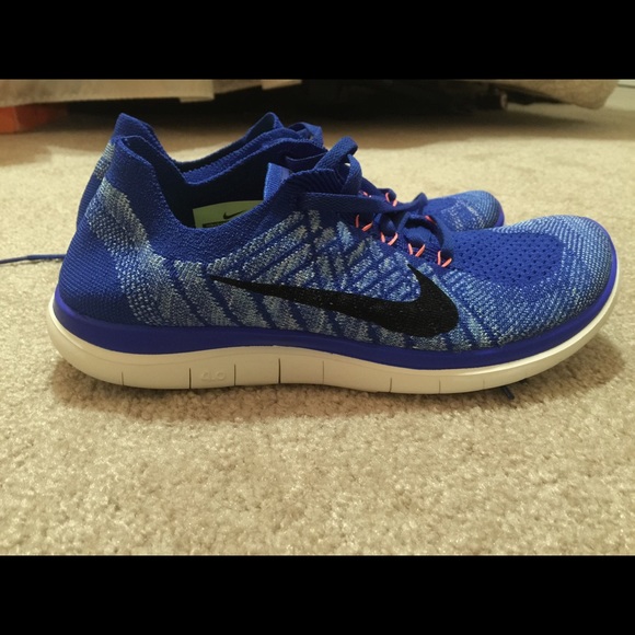 Nike free flyknits