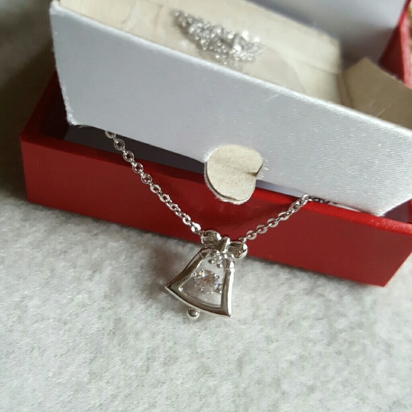 🎄Holiday Shimmers Fine Silver Plated CZ Necklace - Picture 3 of 4