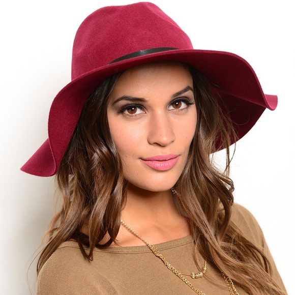 Red Wine Belted Floppy Hat - Picture 7 of 7