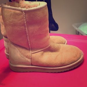 Sheepskin genuine UGGS