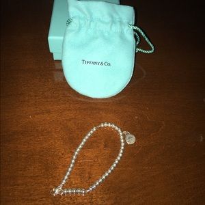 Tiffanys bracelet