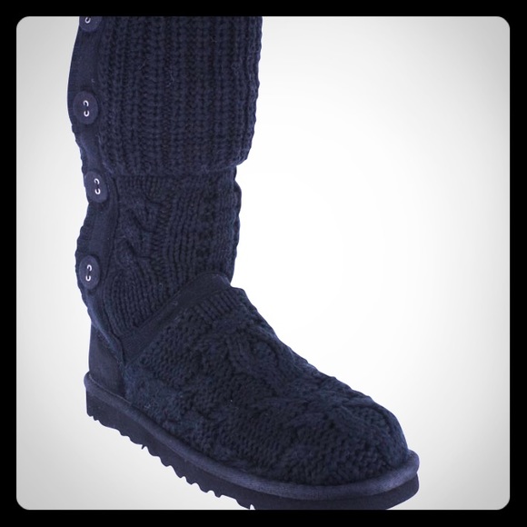 UGG Shoes - Ugg "Leland" boots