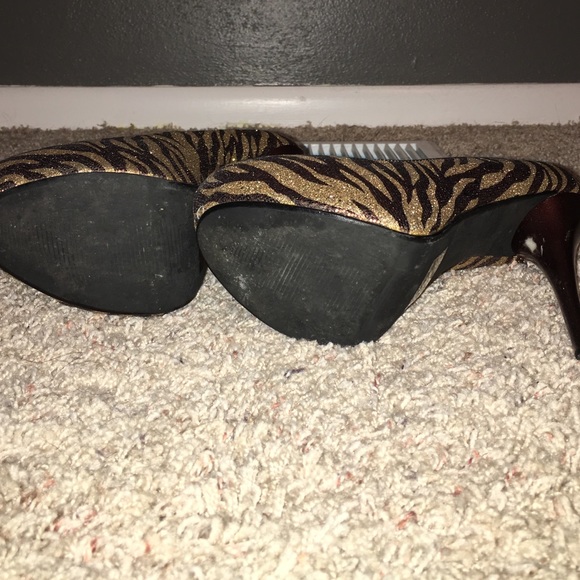 Heels 👠 - Picture 2 of 3