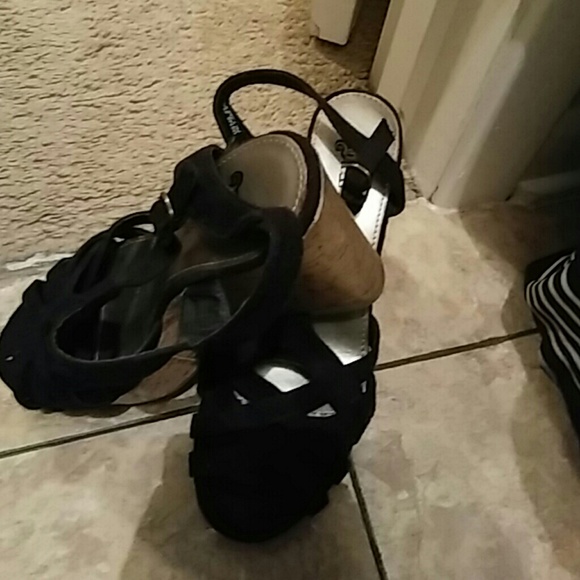 Dress shoes