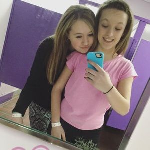 Meet your Posher, Marissa