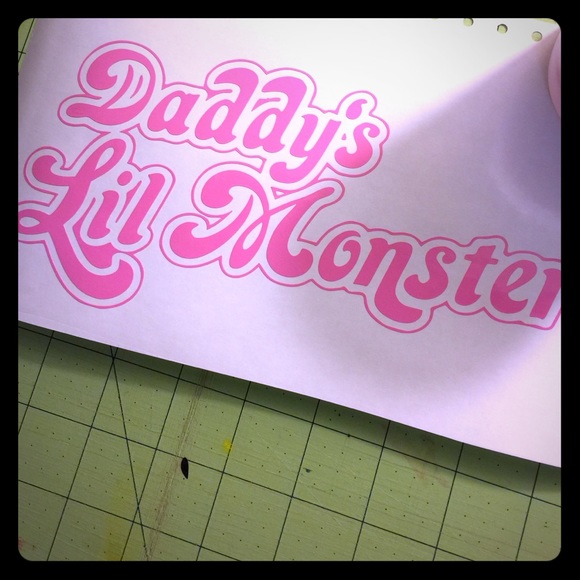 Daddy's little Monster Decal pink🎀