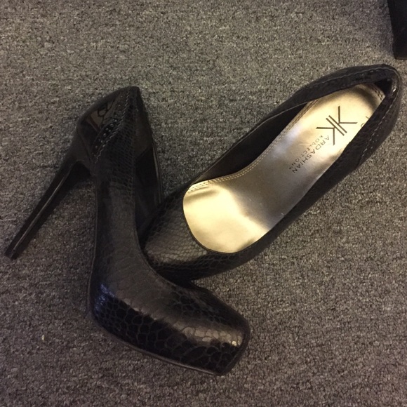 Kardashian Kollection heels