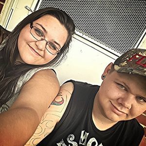 Meet your Posher, Loren