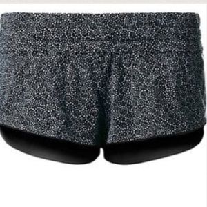 NWT Reversible lululemon shorts