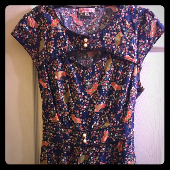 Rockabilly Floral and Oriental Fan dress 👗