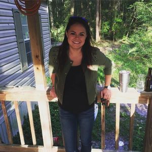 Meet your Posher, Hannah