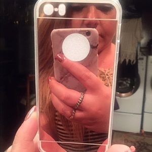 iPhone 5 5s case in rose gold