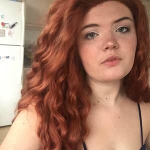 Meet your Posher, Mia