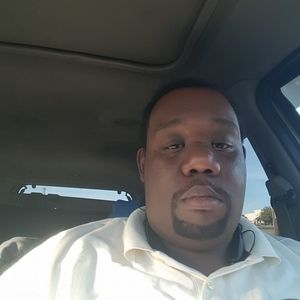 Meet your Posher, Louis