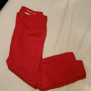 Red size 6 Khakis from the GAP