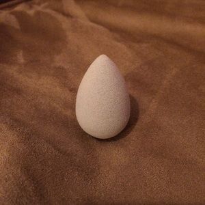 Beauty Blusher by BeautyBlender