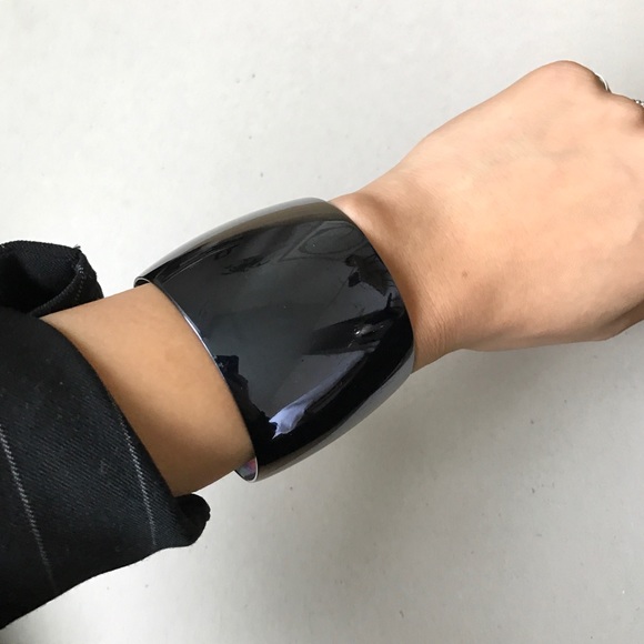 Joomi Lim Cuff - Picture 3 of 3