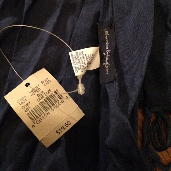 American Eagle Outfitters scarf - Picture 2 of 4