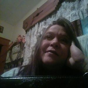 Meet your Posher, Leigh