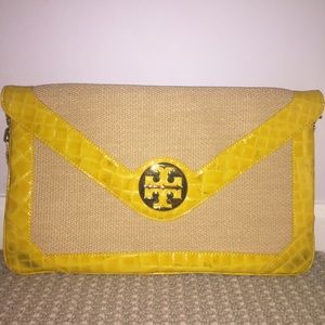 Tory Burch Envelope Yellow Straw clutch
