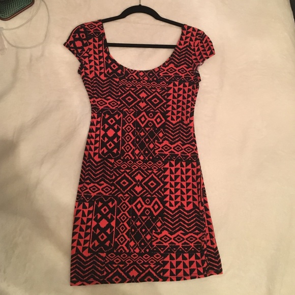 Wet Seal Dresses & Skirts - Bodycon dress Wet Seal Dresses & Skirts - Bodycon dress