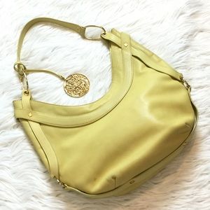 ✨🎉HOST PICK🎉✨Yellow Juicy Purse ✨