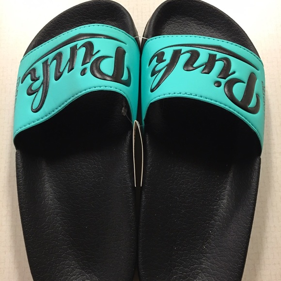 Turquoise VS Pink slip ons