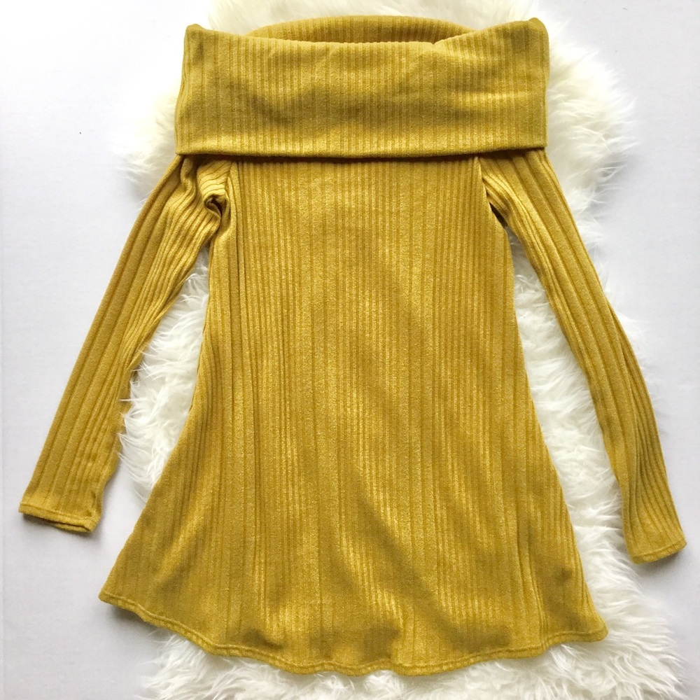 ▪️CLEARANCE *LAST1* Off the Shoulder Dress - Picture 2 of 3