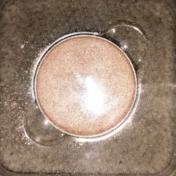 Anastasia Beverly Hills Single & NYX Buttergloss! - Picture 4 of 4