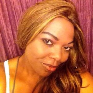 Meet your Posher, Debra