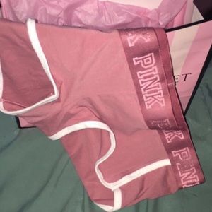 🎉SALE- Famous Vs pink Boyshorts 💕