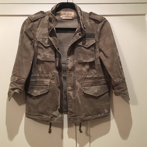 Zara camo jacket size S