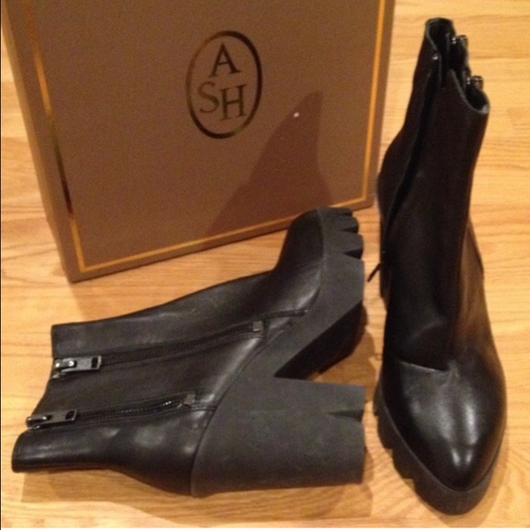 Ash boots size 41 never worn with box